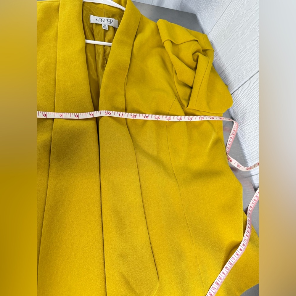 Kasper Women's Yellow Open Front Blazer - Picture 6 of 7